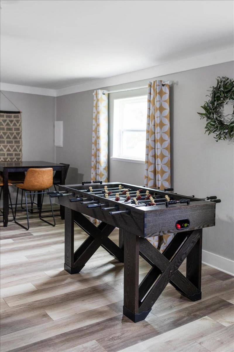 Ranch Home Gem 5Br Home Sleeps 12 With Game Room Gulfport Exteriör bild