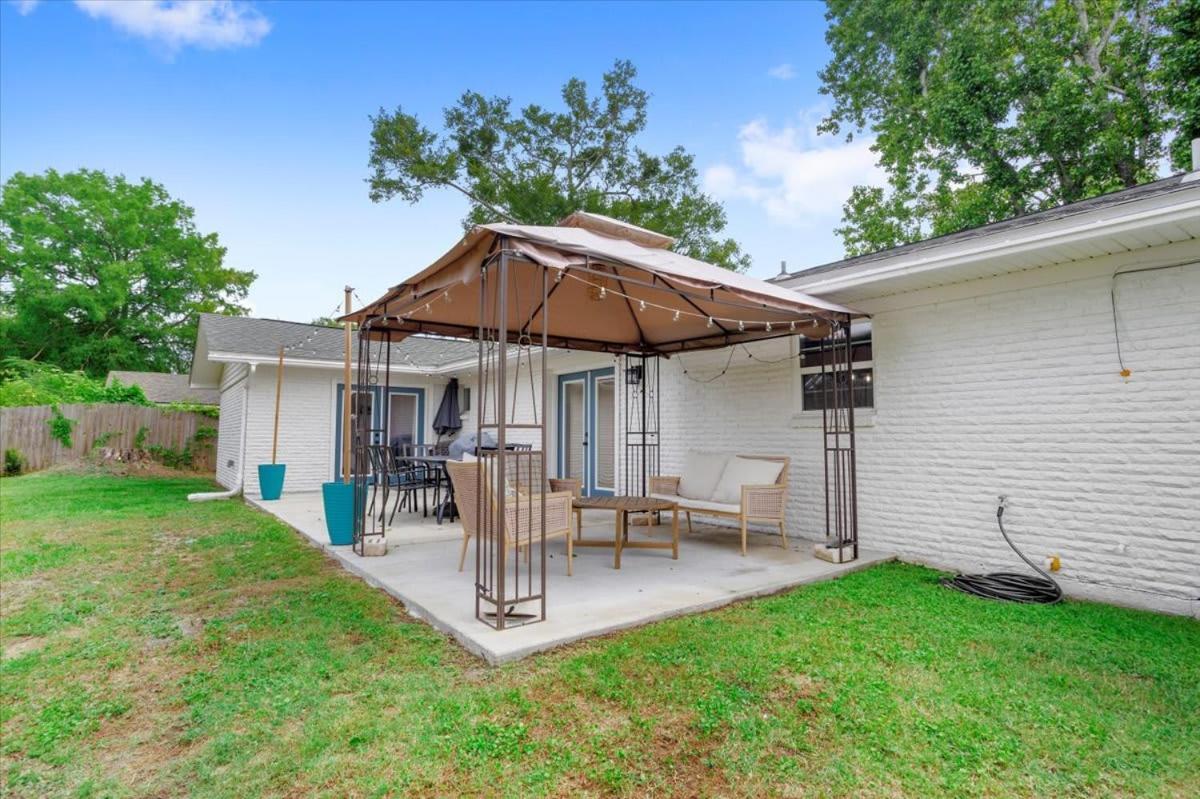 Ranch Home Gem 5Br Home Sleeps 12 With Game Room Gulfport Exteriör bild