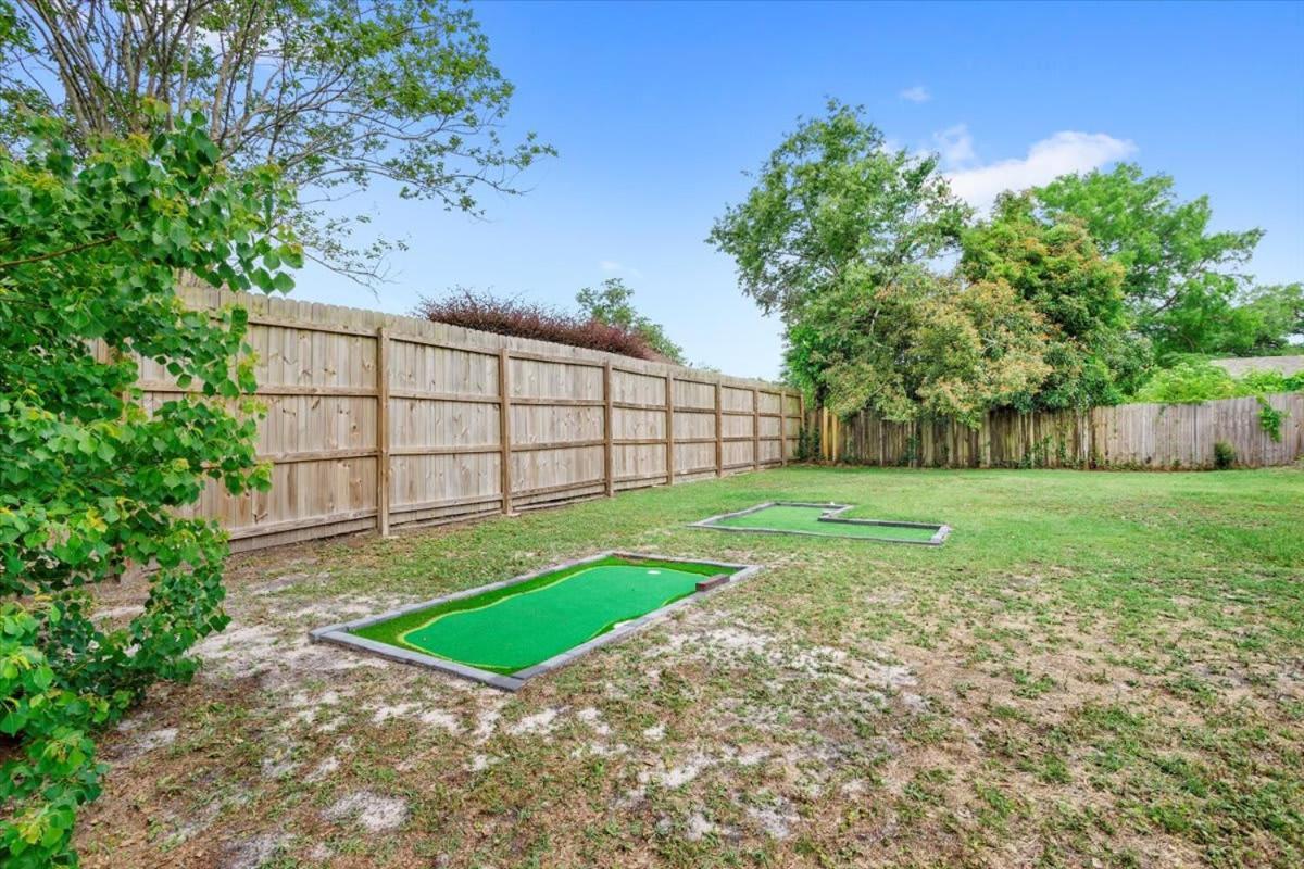 Ranch Home Gem 5Br Home Sleeps 12 With Game Room Gulfport Exteriör bild